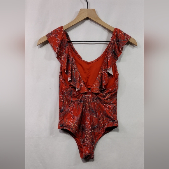 NWT O'Neill Floral Swimsuit Girls 14 Red One Piece Ruffle Beach Vacation - Picture 4 of 7